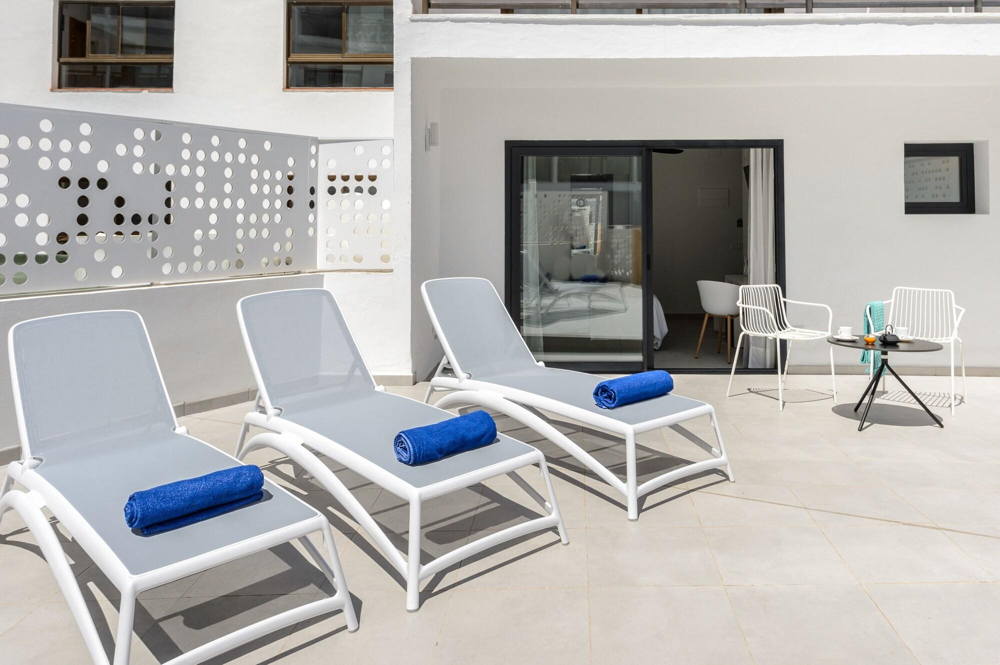 Hotel Vibra Mare Nostrum Playa d'en Bossa Ngoại thất bức ảnh
