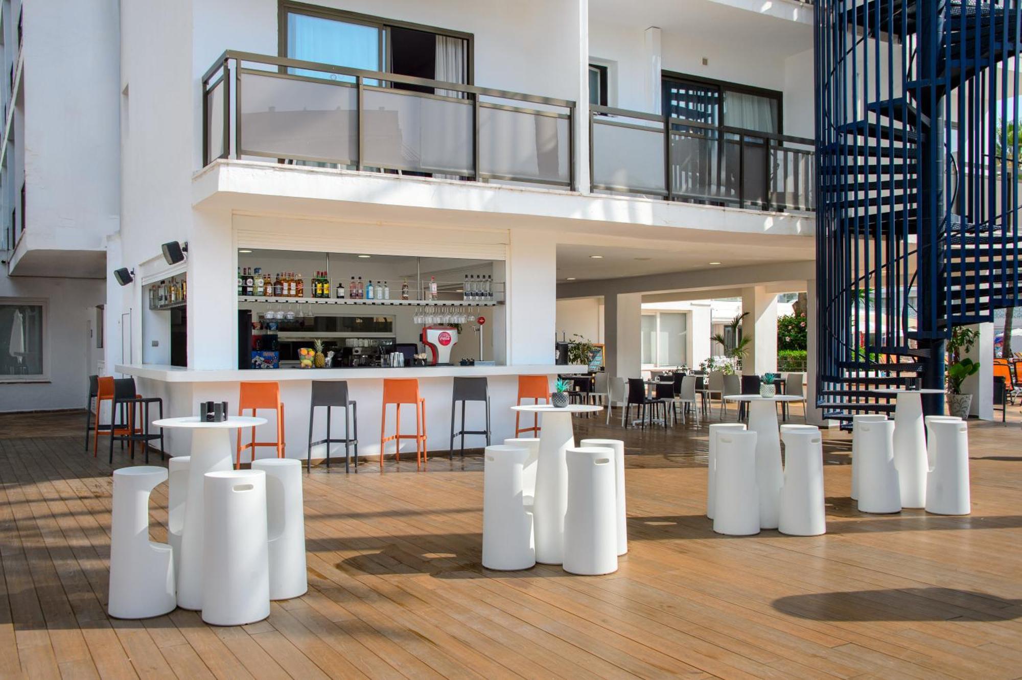 Hotel Vibra Mare Nostrum Playa d'en Bossa Ngoại thất bức ảnh