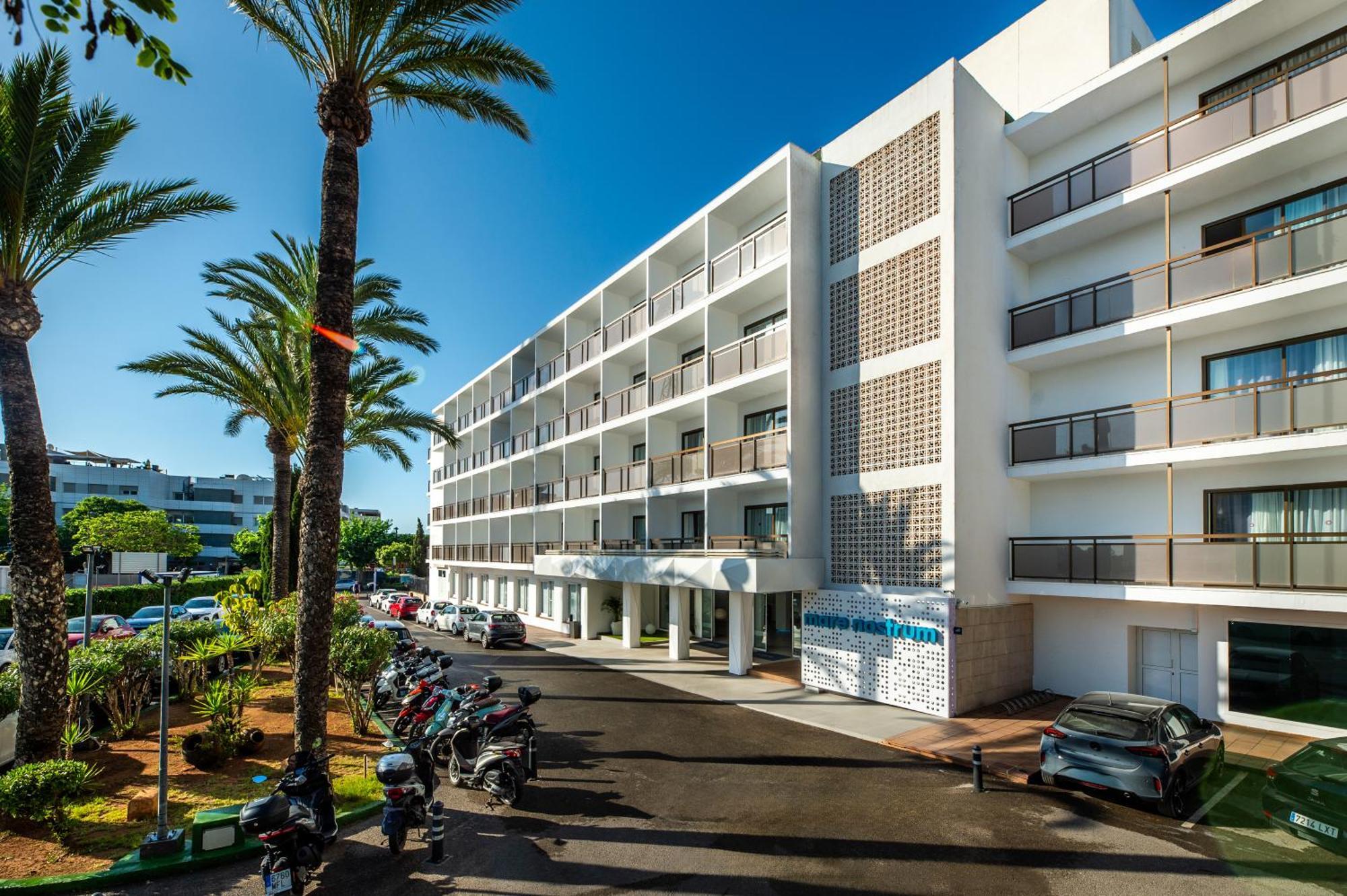Hotel Vibra Mare Nostrum Playa d'en Bossa Ngoại thất bức ảnh